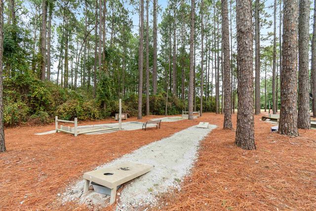 220 Candlewood Dr., Conway, SC 29526