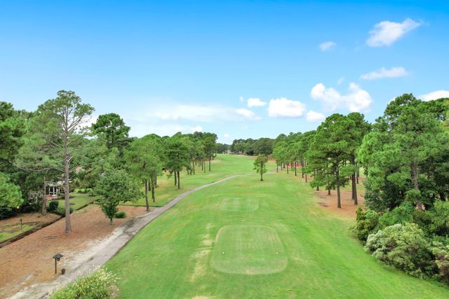 220 Candlewood Dr., Conway, SC 29526