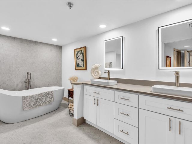 3360 S Ocean Boulevard 2a, Palm Beach, FL 33480
