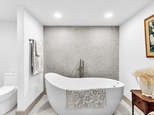 3360 S Ocean Boulevard 2a, Palm Beach, FL 33480