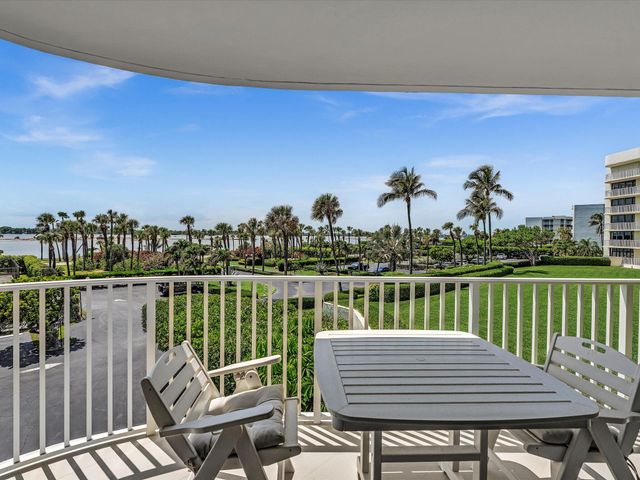3360 S Ocean Boulevard 2a, Palm Beach, FL 33480