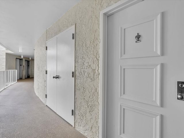 3360 S Ocean Boulevard 2a, Palm Beach, FL 33480