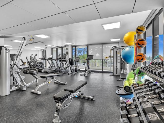 3360 S Ocean Boulevard 2a, Palm Beach, FL 33480