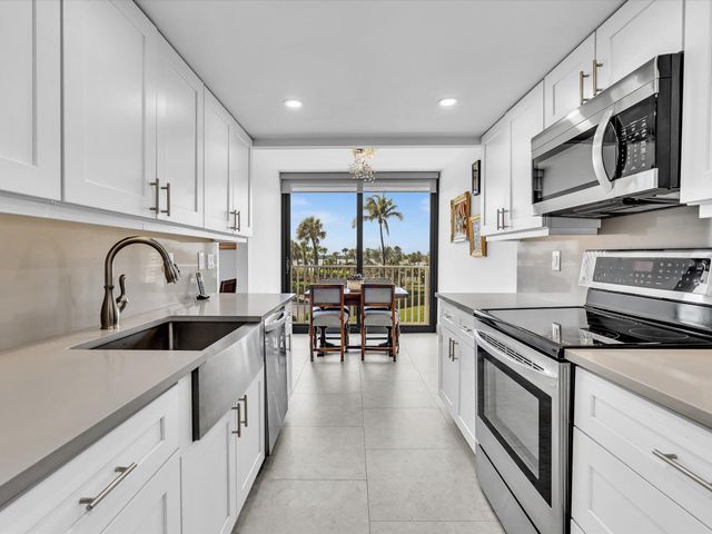 3360 S Ocean Boulevard 2a, Palm Beach, FL 33480