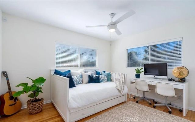 2112 Dover Drive, Newport Beach, CA 92660