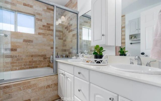 2112 Dover Drive, Newport Beach, CA 92660