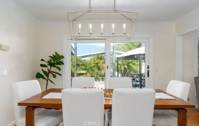 2112 Dover Drive, Newport Beach, CA 92660