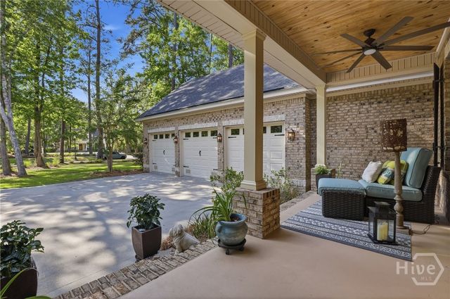 275 Waterways Parkway S, Richmond Hill, GA 31324