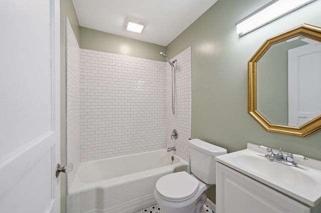 230 S 12th Ave., Hattiesburg, MS 39401
