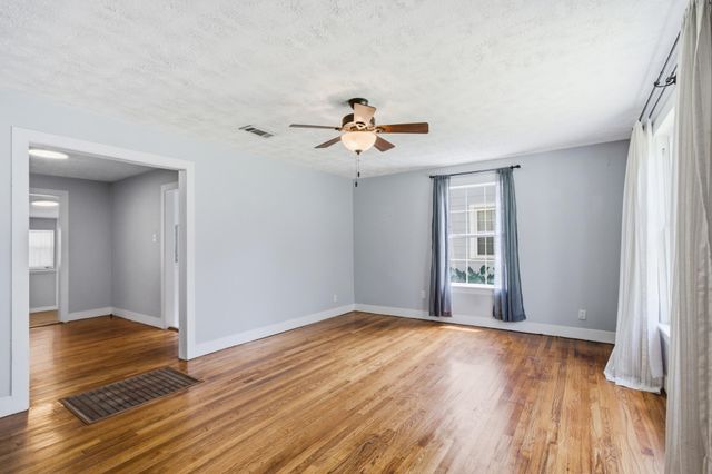 230 S 12th Ave., Hattiesburg, MS 39401
