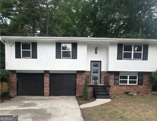 5851 Christopher Lane, Lithonia, GA 30058