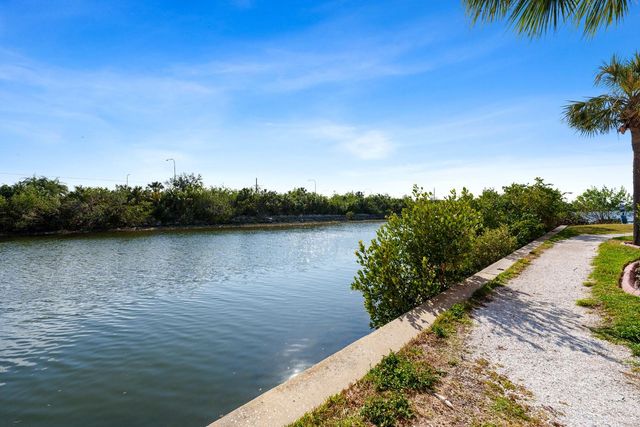 5000 CULBREATH KEY WAY 4303, Tampa, FL 33611