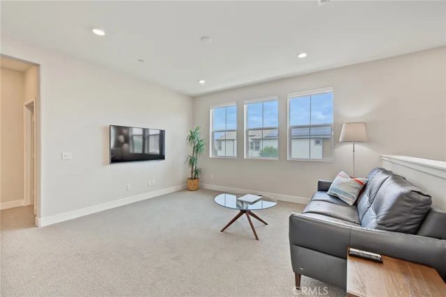 27009 California Court, Valencia, CA 91381