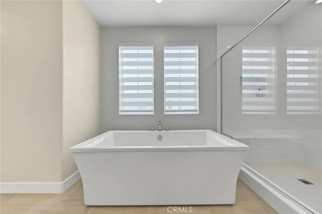 27009 California Court, Valencia, CA 91381