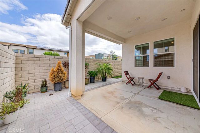 27009 California Court, Valencia, CA 91381
