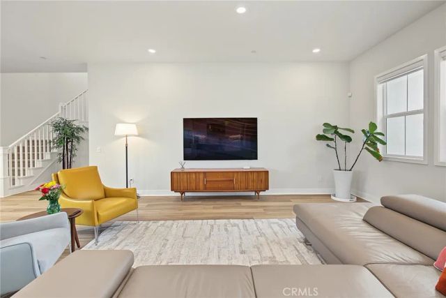 27009 California Court, Valencia, CA 91381