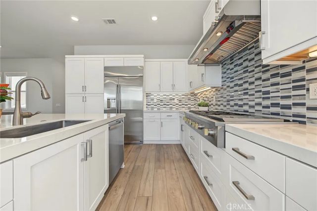 27009 California Court, Valencia, CA 91381