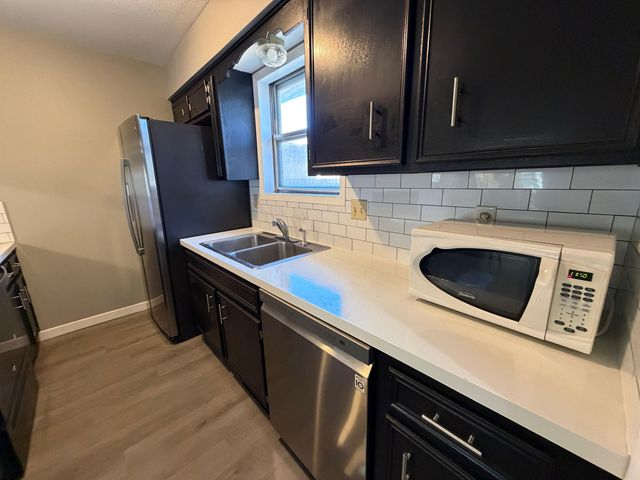 9421 W 16th St No., Wichita, KS 67212
