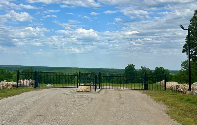 283 Big Trout Trail, Mammoth Spring, AR 72554