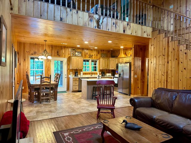 283 Big Trout Trail, Mammoth Spring, AR 72554