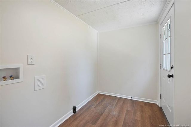 941 Louise Circle, Fayetteville, NC 28314