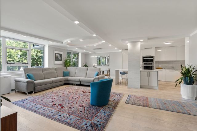 280 Boylston St 308, Newton, MA 02467