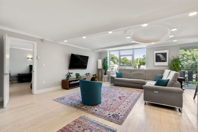 280 Boylston St 308, Newton, MA 02467