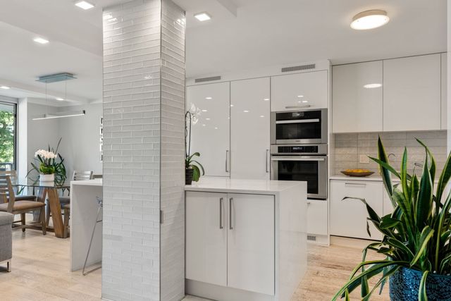 280 Boylston St 308, Newton, MA 02467