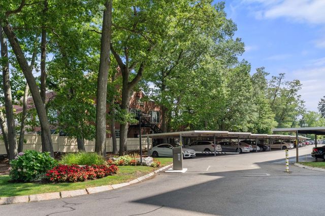 280 Boylston St 308, Newton, MA 02467