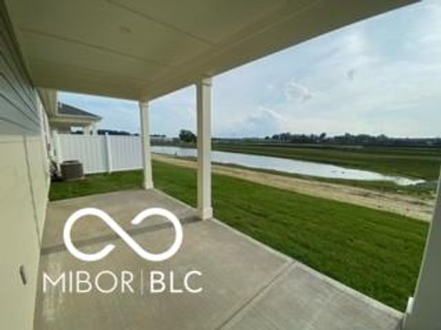 15713 Harvester Circle W, Noblesville, IN 46060