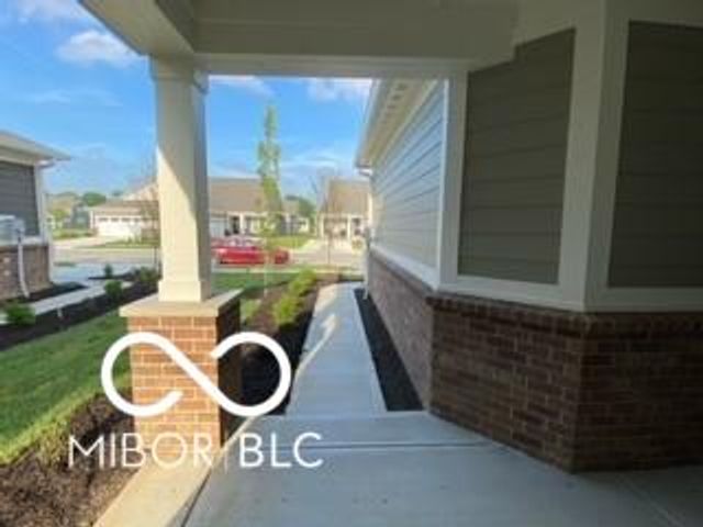 15713 Harvester Circle W, Noblesville, IN 46060