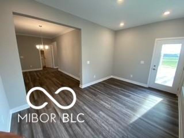 15713 Harvester Circle W, Noblesville, IN 46060