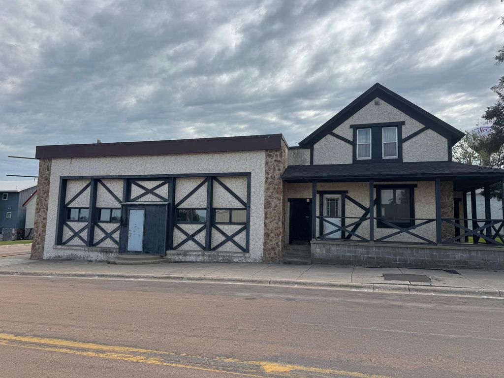 223 Main Street E, Norwood Young America, MN 55397 — exterior