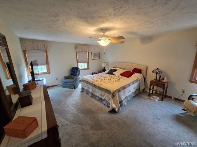 157 Independence Drive, Lockport City, NY 14094