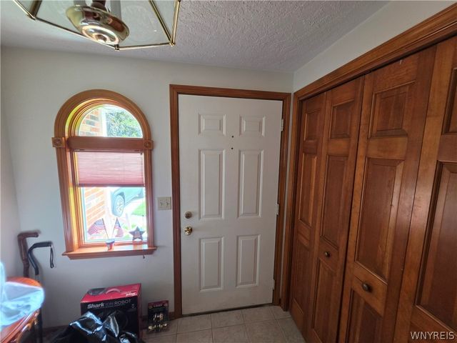 157 Independence Drive, Lockport City, NY 14094