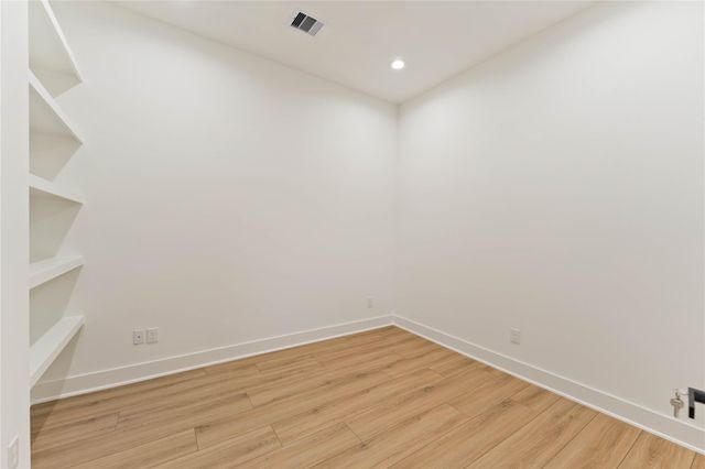 8044 Sunbury Street, Houston, TX 77028