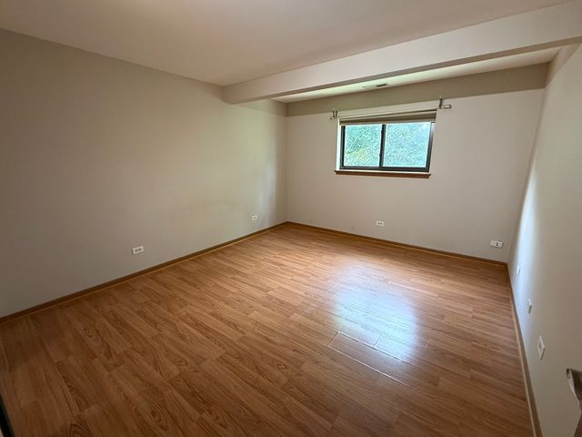 2258 Abbeywood Drive B, Lisle, IL 60532