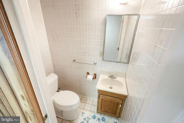 10 SCENIC DR, Hanover, PA 17331