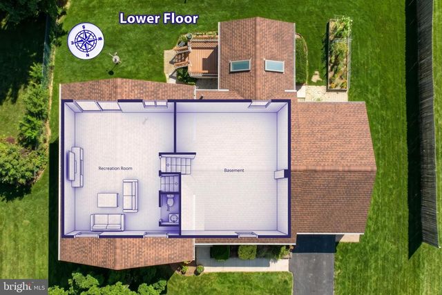 10 SCENIC DR, Hanover, PA 17331