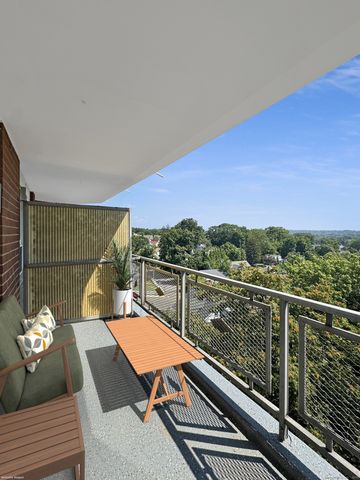 91 Strawberry Hill Avenue APT 824, Stamford, CT 06902