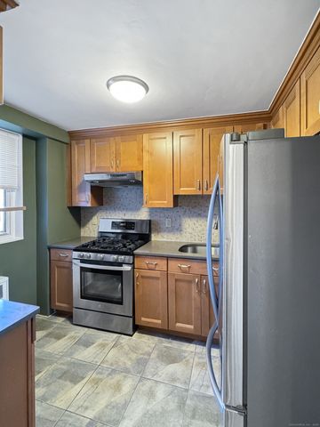 91 Strawberry Hill Avenue APT 824, Stamford, CT 06902