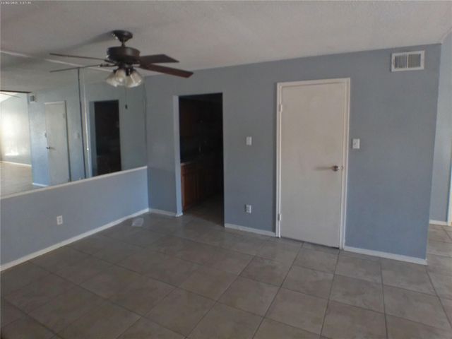 7400 Bellerive Drive 310, Houston, TX 77036