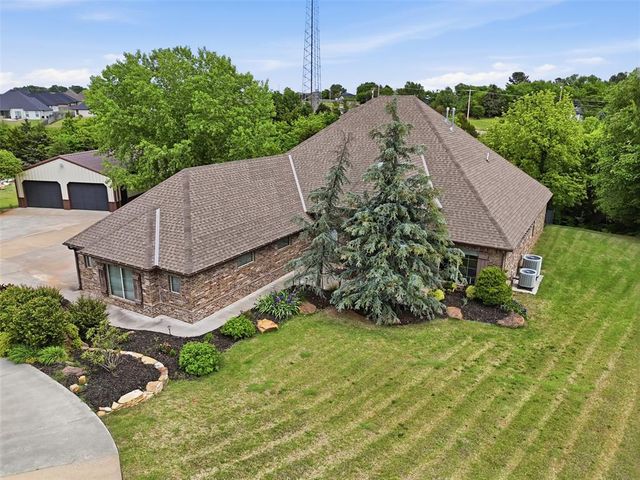 4608 Riata Circle, Tuttle, OK 73089