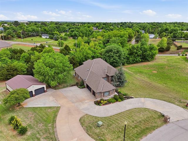 4608 Riata Circle, Tuttle, OK 73089