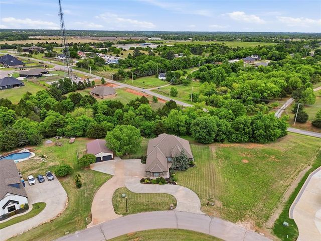 4608 Riata Circle, Tuttle, OK 73089