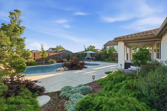 5315 Canter Ct, Rocklin, CA 95677