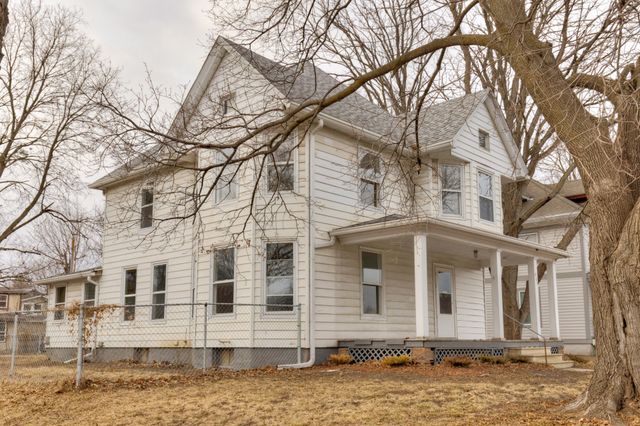 803 Grand Avenue, Ames, IA 50010