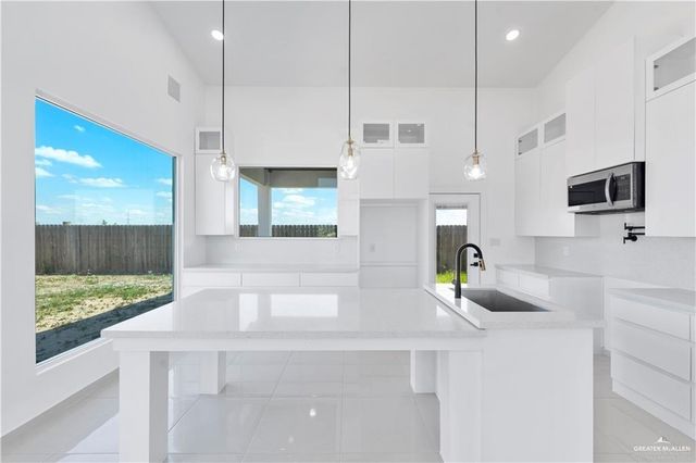 1515 32nd Street, Hidalgo, TX 78557