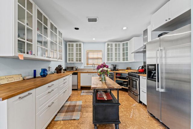 1507 Sue Barnett Drive, Houston, TX 77018