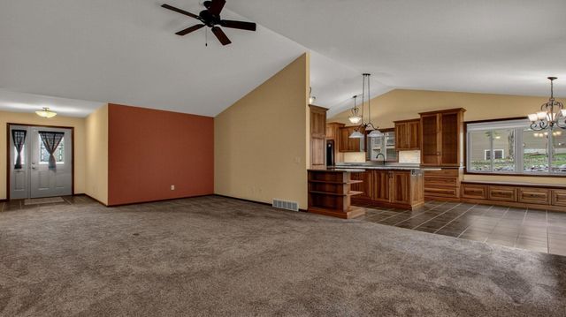 2621 E Princeton Avenue, Eau Claire, WI 54703
